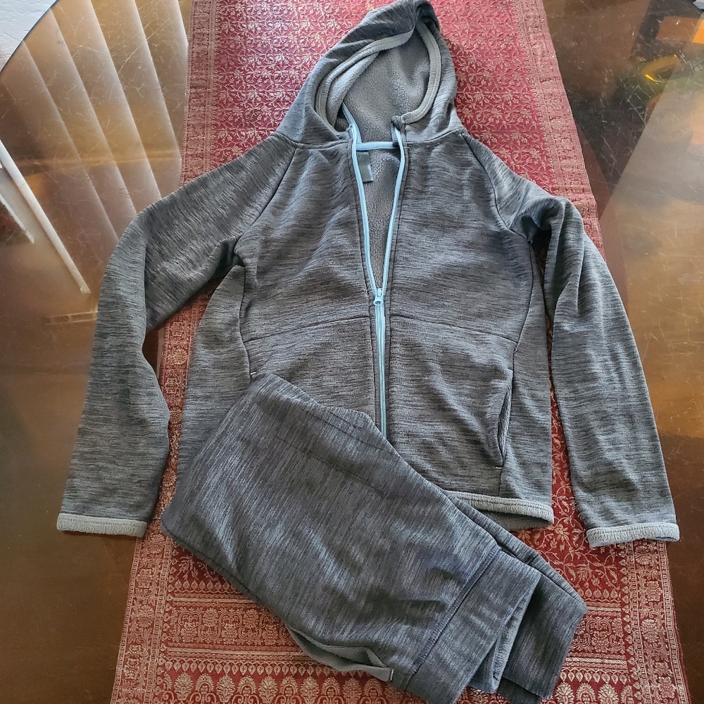 Kids track suit Champion size 7/8